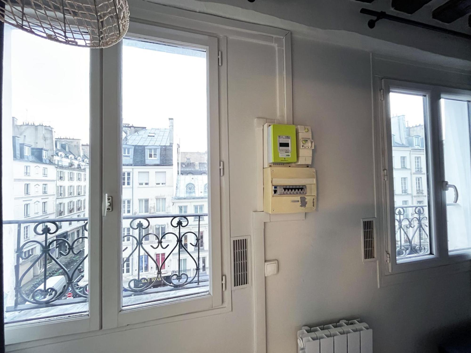 164 - Charming Studio In Center Of Paris Bagian luar foto