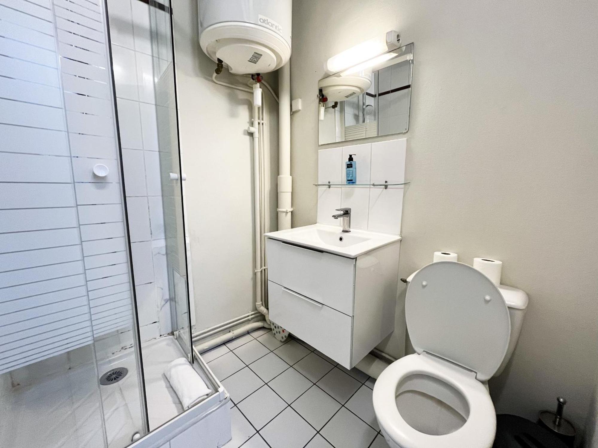 164 - Charming Studio In Center Of Paris Bagian luar foto